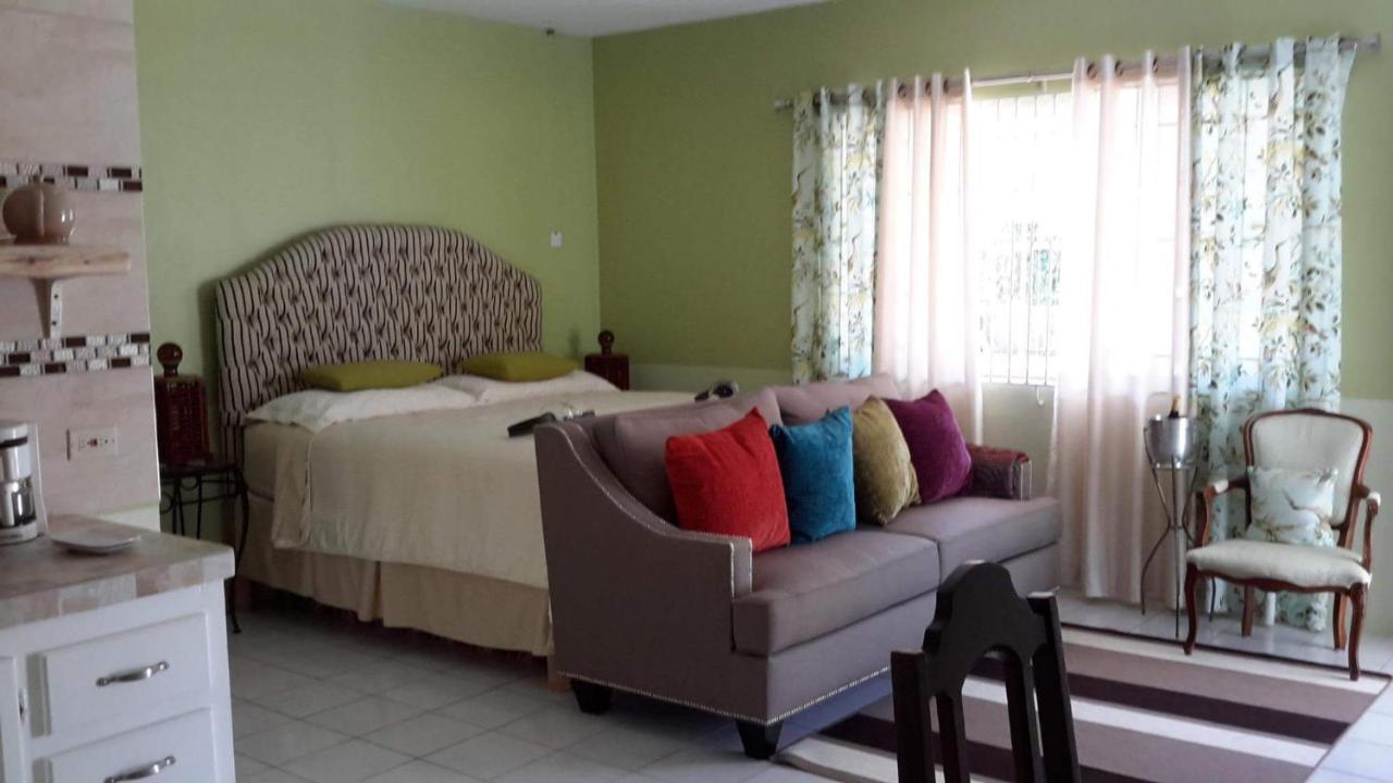 Lorenton Hideaway Lucea Εξωτερικό φωτογραφία