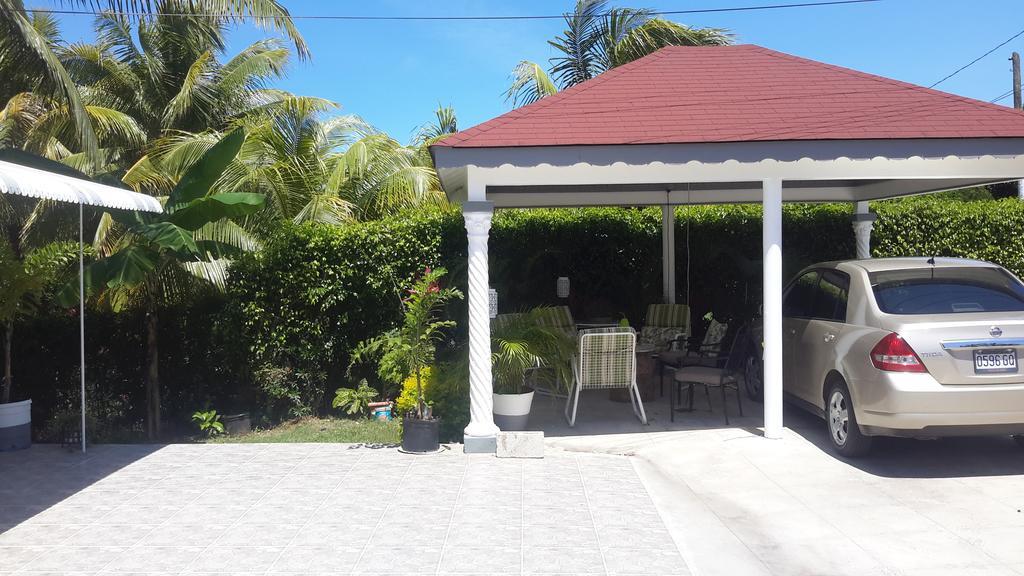 Lorenton Hideaway Lucea Εξωτερικό φωτογραφία